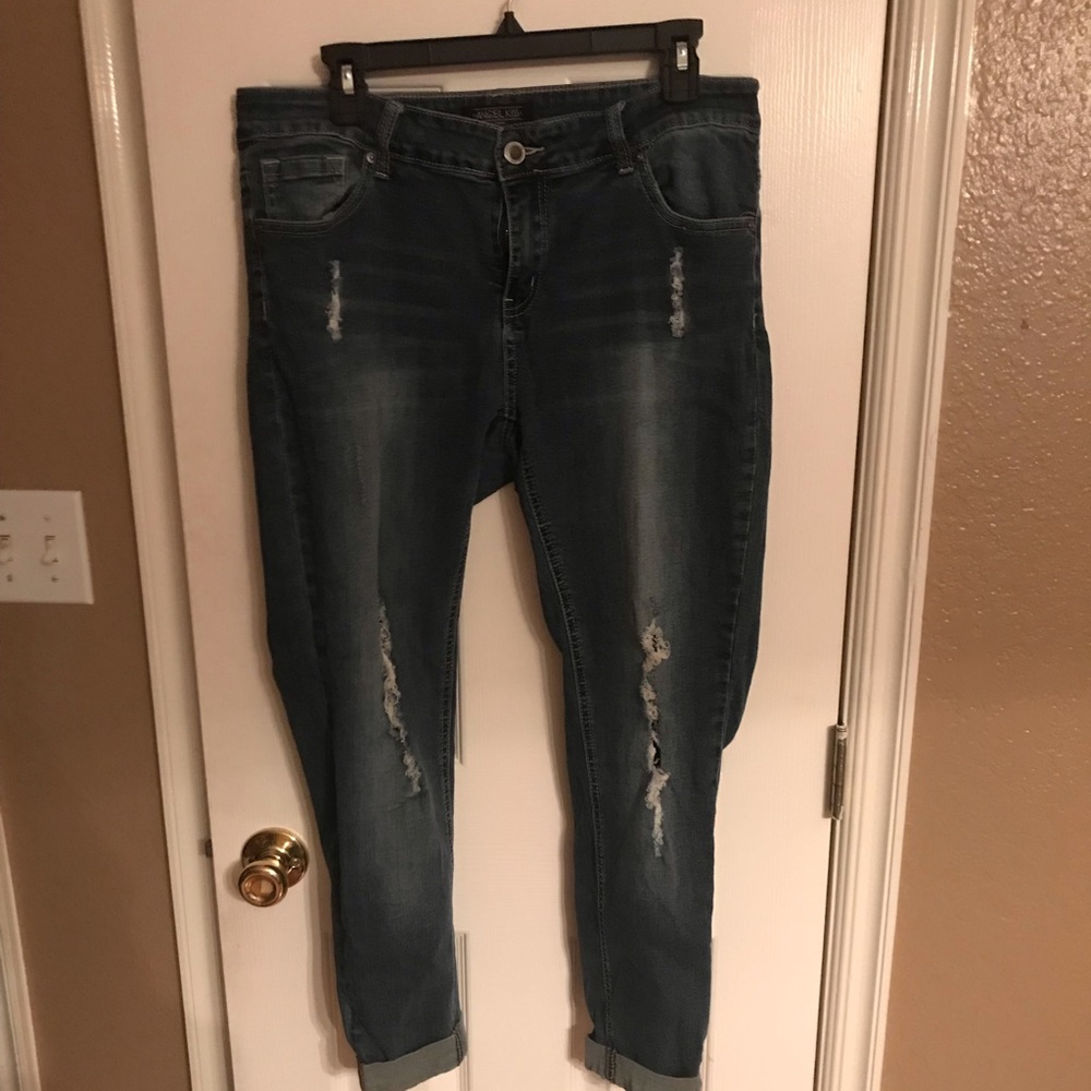Angel Kiss ripped jeans